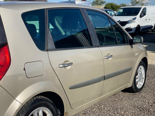Renault Scenic 1.6L Dynamique Gold #24