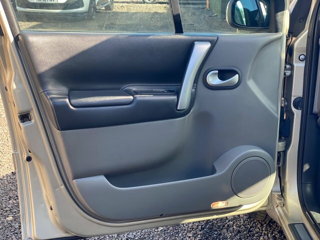 Renault Scenic 1.6L Dynamique Gold #48