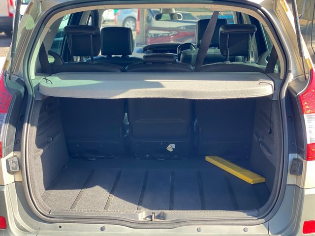 Renault Scenic 1.6L Dynamique Gold #41