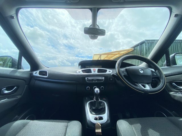 Renault Scenic Dynamique Vvt Gold #42
