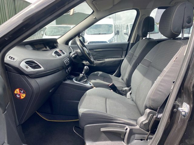 Renault Scenic Dynamique Vvt Gold #11