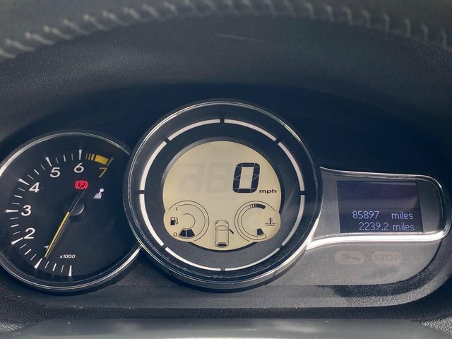 Renault Megane 1.6 16V Dynamique Tomtom Euro 5 MW58APR Grey #6