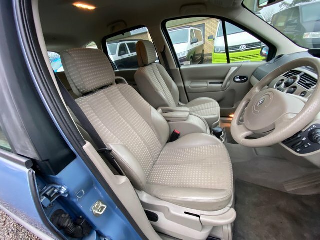 Renault Scenic 2005 55 Dynamique Silver #28