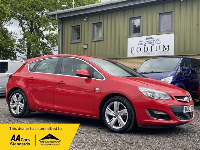 Vauxhall Astra 1.6 16V Sri Euro 5 Red