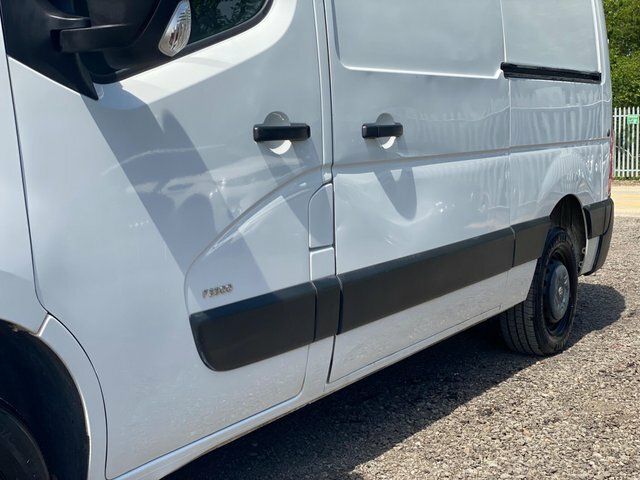 Vauxhall Movano Mpv White #18
