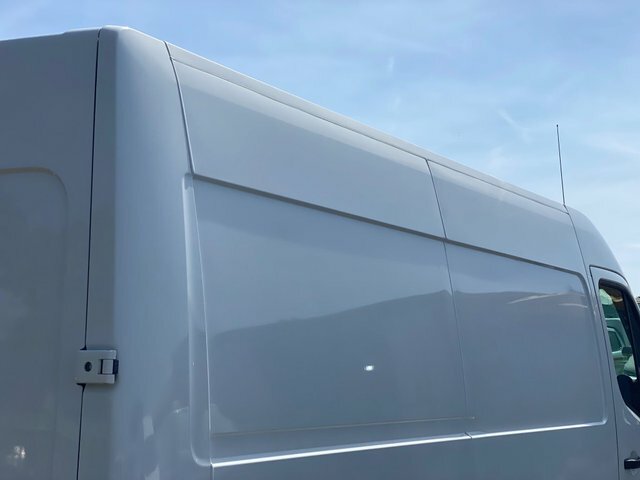 Vauxhall Movano Mpv White #25