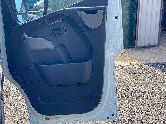 Vauxhall Movano Mpv White #34