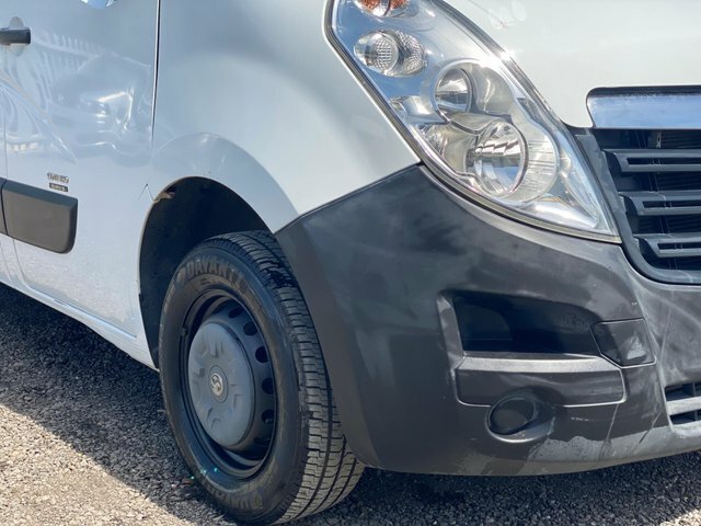 Vauxhall Movano Mpv White #14