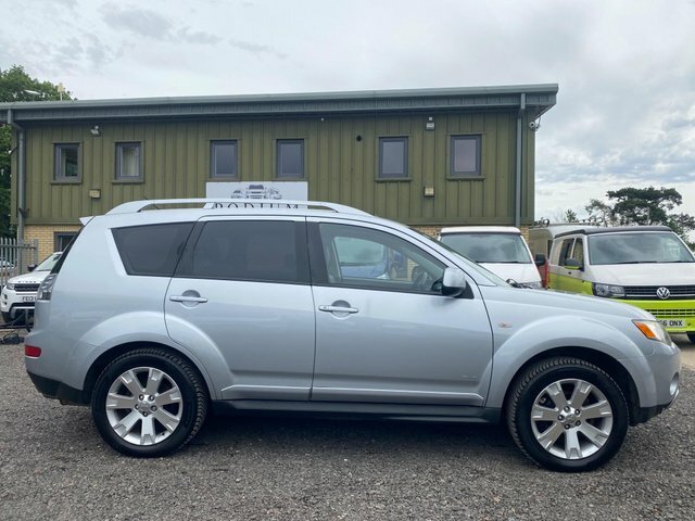 Mitsubishi Outlander 2.2 Outlander Juro Di-d 4Wd Blue #23