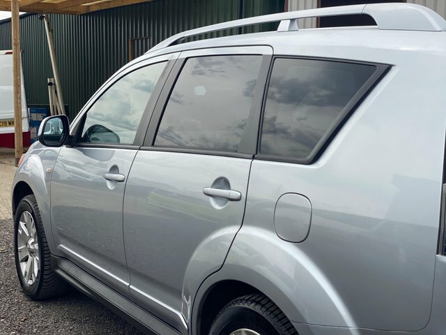 Mitsubishi Outlander 2.2 Outlander Juro Di-d 4Wd Blue #29