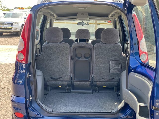 Toyota Verso Verso Gls Vvt-i 5-Door Beige #12