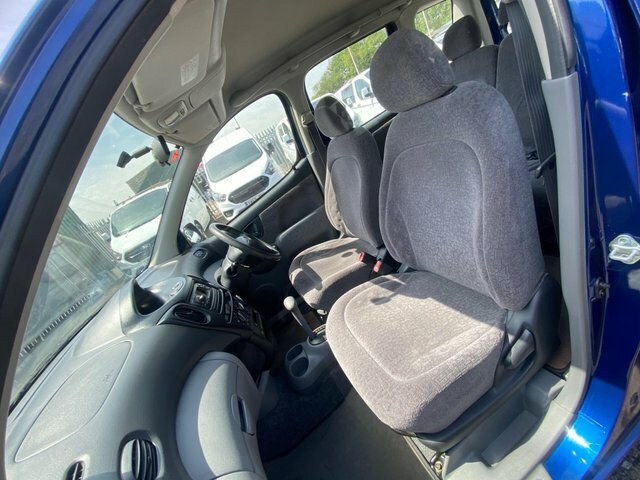 Toyota Verso Verso Gls Vvt-i 5-Door Beige #15