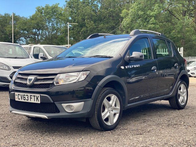 Dacia Sandero Stepway 1.5 Dci Laureate Euro 5 Black #2