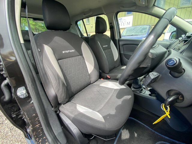 Dacia Sandero Stepway 1.5 Dci Laureate Euro 5 Black #5