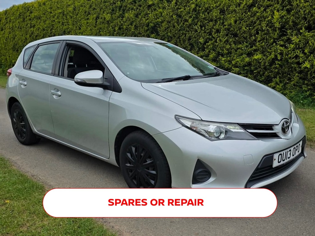 Toyota Auris 1.4 D-4d Active 
