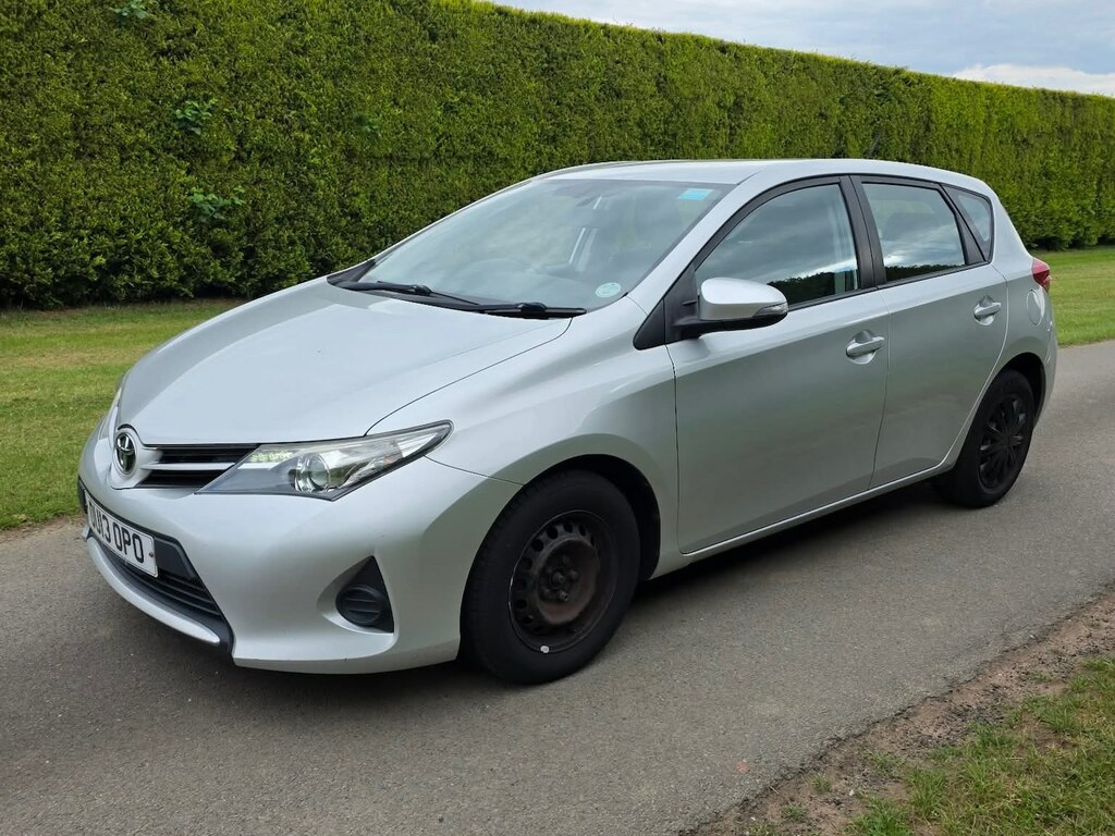 Toyota Auris 1.4 D-4d Active OU13OPO #4