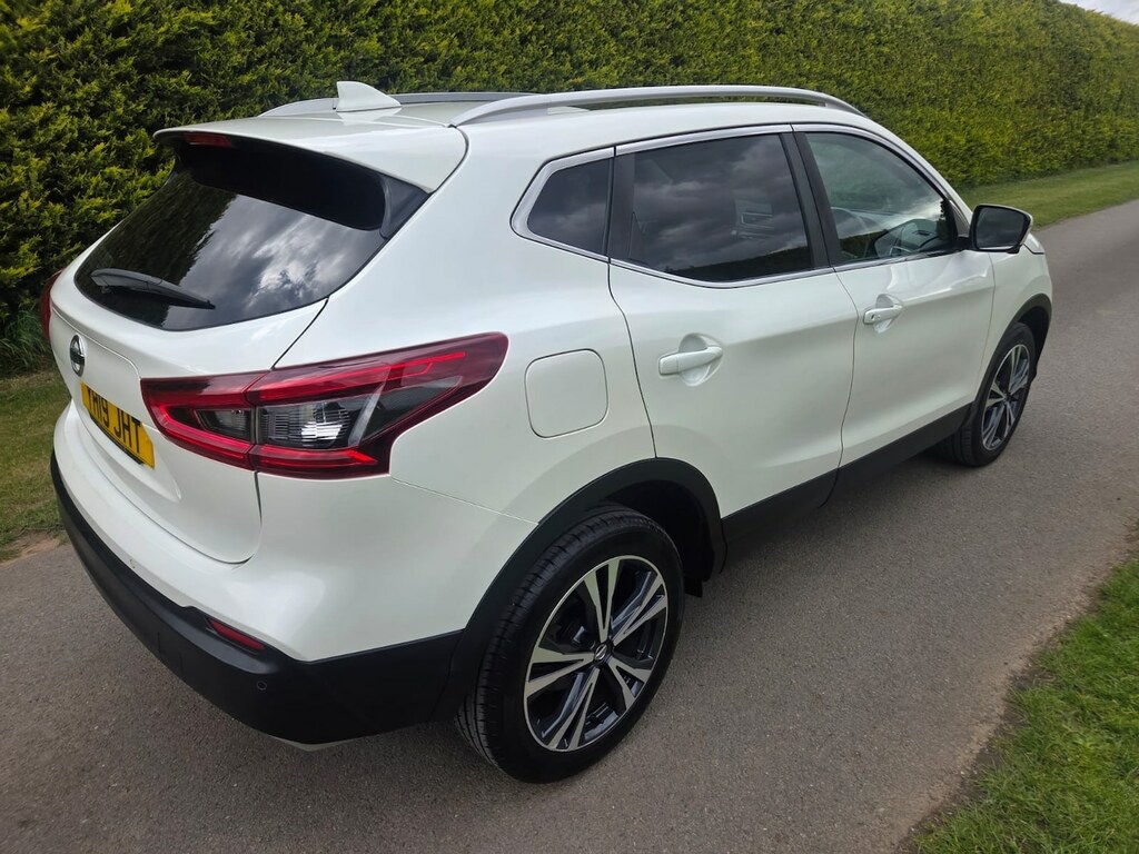 Nissan Qashqai 1.3 Dig-t N-connecta YH19JHT #6
