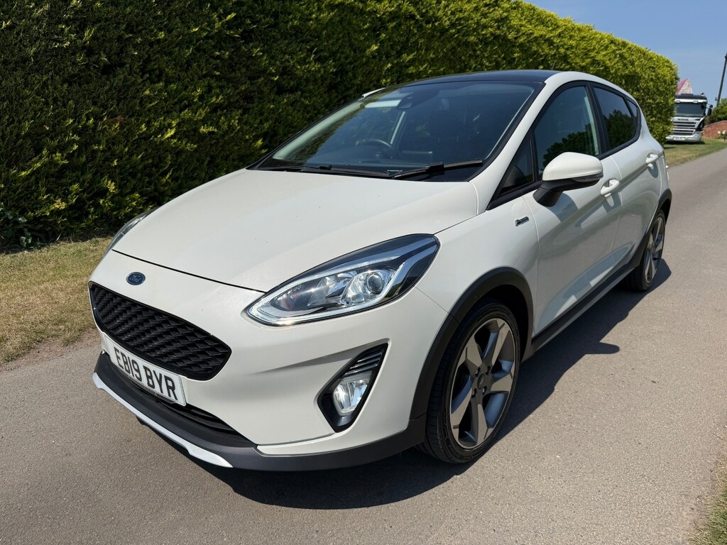 Ford Fiesta 1.0 Ecoboost 140 Active X EB19BYR White #4