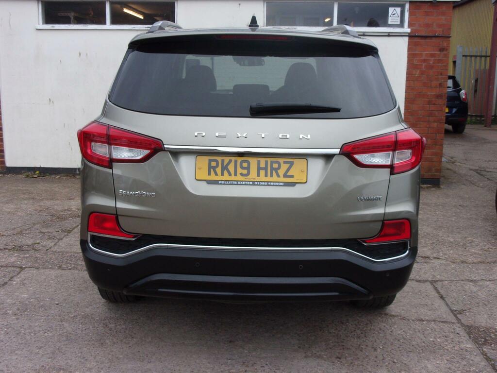 SsangYong Rexton 2.2D Ultimate T-tronic 4Wd Euro 6 Beige #3