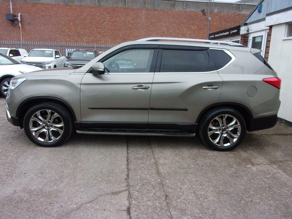 SsangYong Rexton 2.2D Ultimate T-tronic 4Wd Euro 6 Beige #6