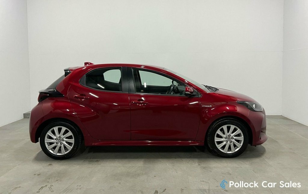 Toyota Yaris 1.5L Icon SRZ3620 Red #5