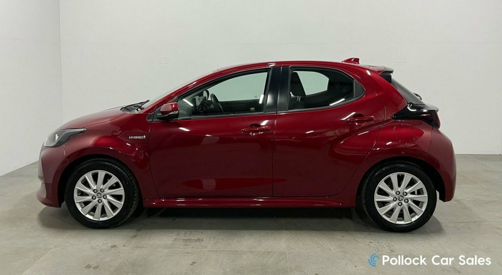 Toyota Yaris 1.5L Icon SRZ3620 Red #4