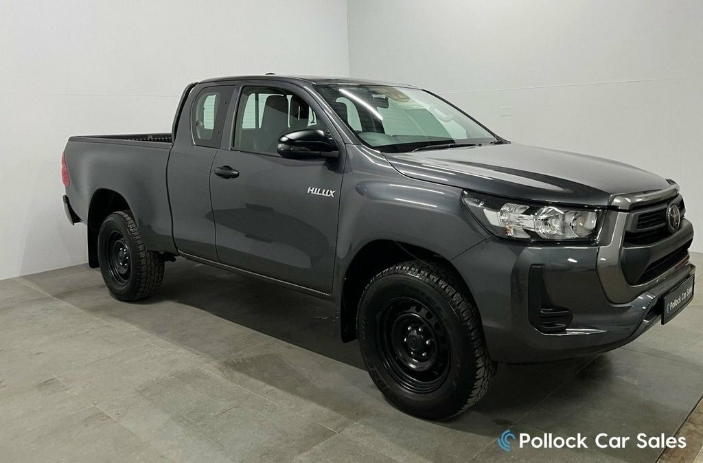 Toyota HILUX 2.4L Active Grey #6