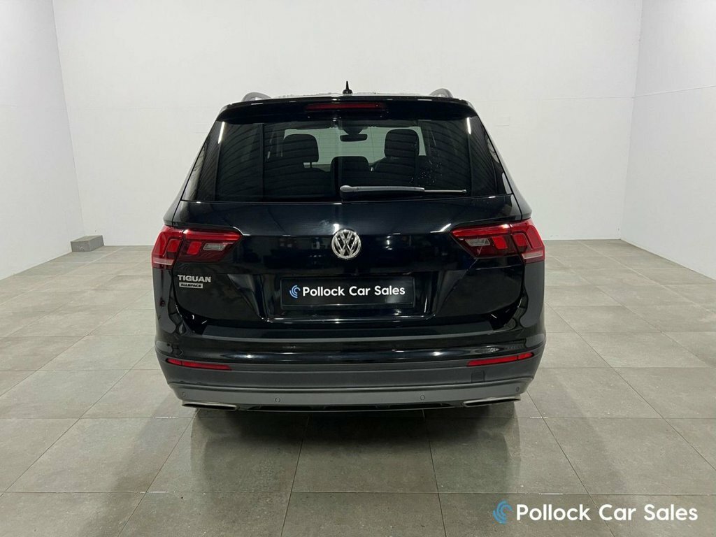 Volkswagen Tiguan Allspace 2L Match NGZ1738 Black #5