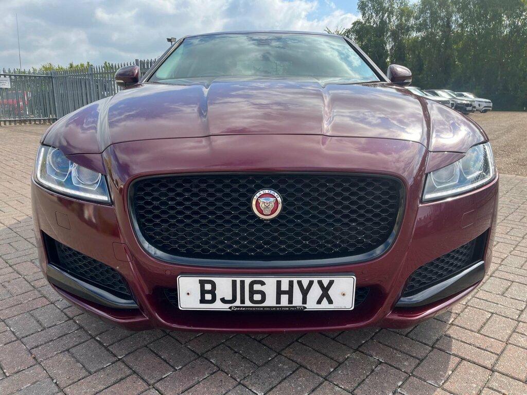 Jaguar XF 2.0D Portfolio Euro 6 Ss BJ16HYX Red #3