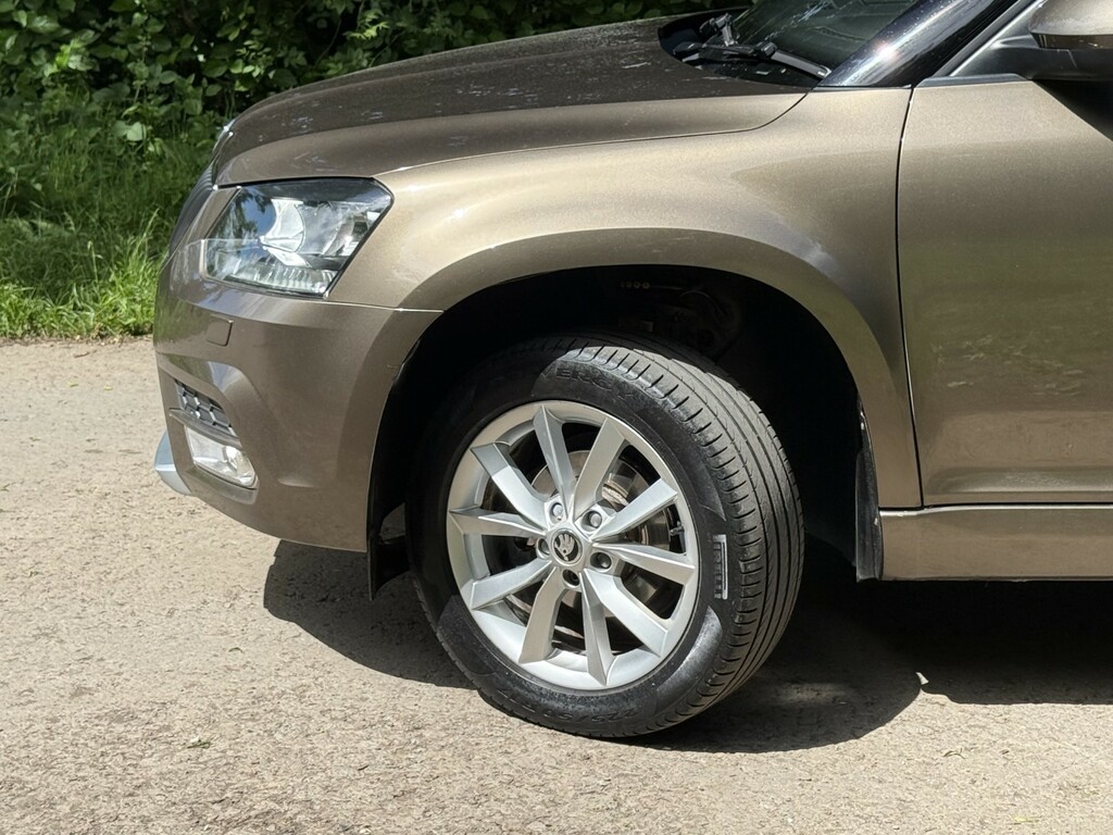 Skoda Yeti Suv 2.0 Tdi Seonly 33K-1owner 8 Yrs-8svs-bt-lowta Brown #3
