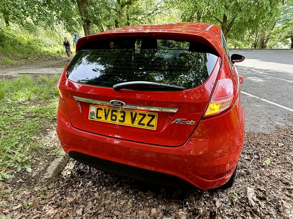Ford Fiesta Hatchback 1.3 Zetec35tax2kys-ac-alloy-fsh-ulez CV63VZZ Red #4
