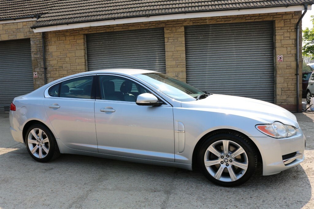 Jaguar XF 3.0D V6 Luxury Euro 5 PE11FHO #3