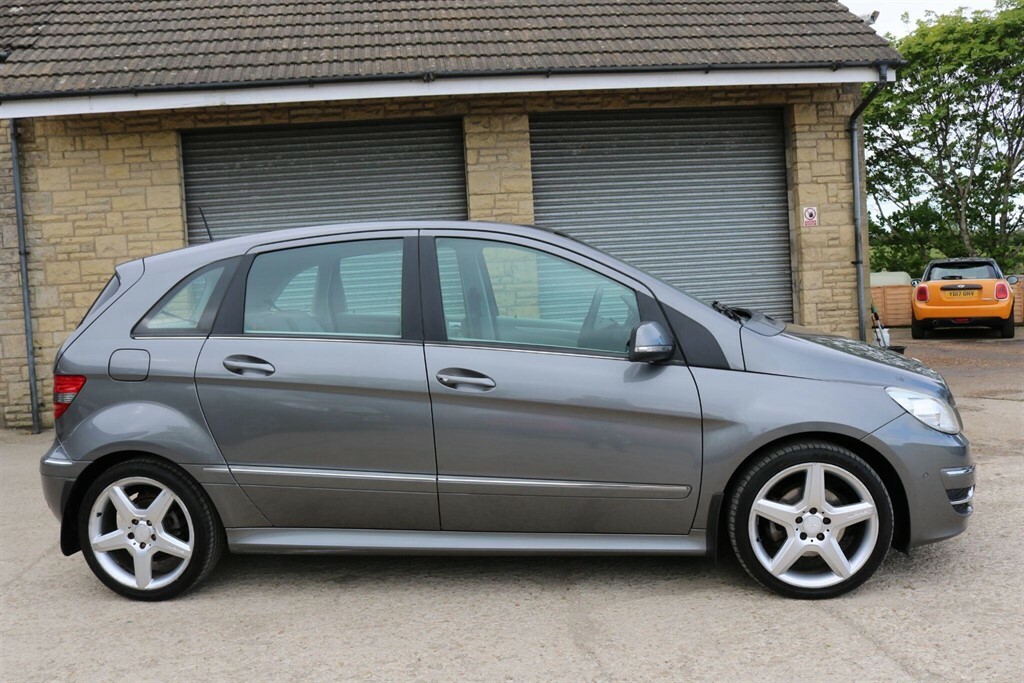 Mercedes-Benz B Class 2.0 B180 Cdi Sport Cvt  #4
