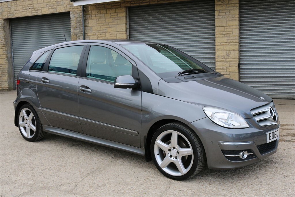 Mercedes-Benz B Class 2.0 B180 Cdi Sport Cvt  #2