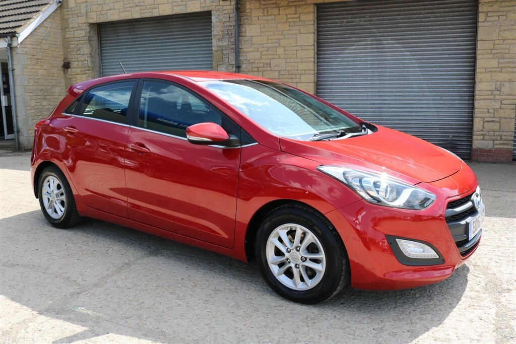 Hyundai I30 1.6 Crdi Blue Drive Se Nav Euro 6 Ss EO16XJC  #2