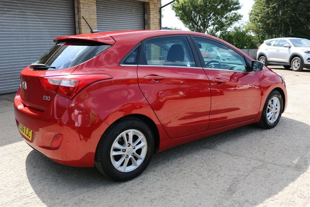 Hyundai I30 1.6 Crdi Blue Drive Se Nav Euro 6 Ss EO16XJC  #6