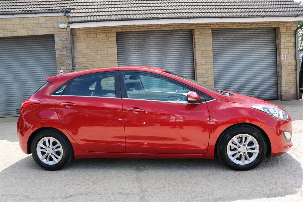 Hyundai I30 1.6 Crdi Blue Drive Se Nav Euro 6 Ss EO16XJC  #4