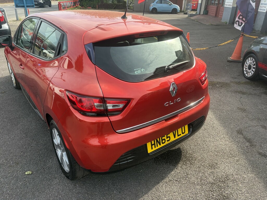 Renault Clio Hatchback 1.2 Dynamique Nav 1.2 16V 75 2015 HN65VLU Red #6
