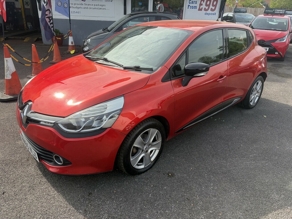 Renault Clio Hatchback 1.2 Dynamique Nav 1.2 16V 75 2015 HN65VLU Red #4