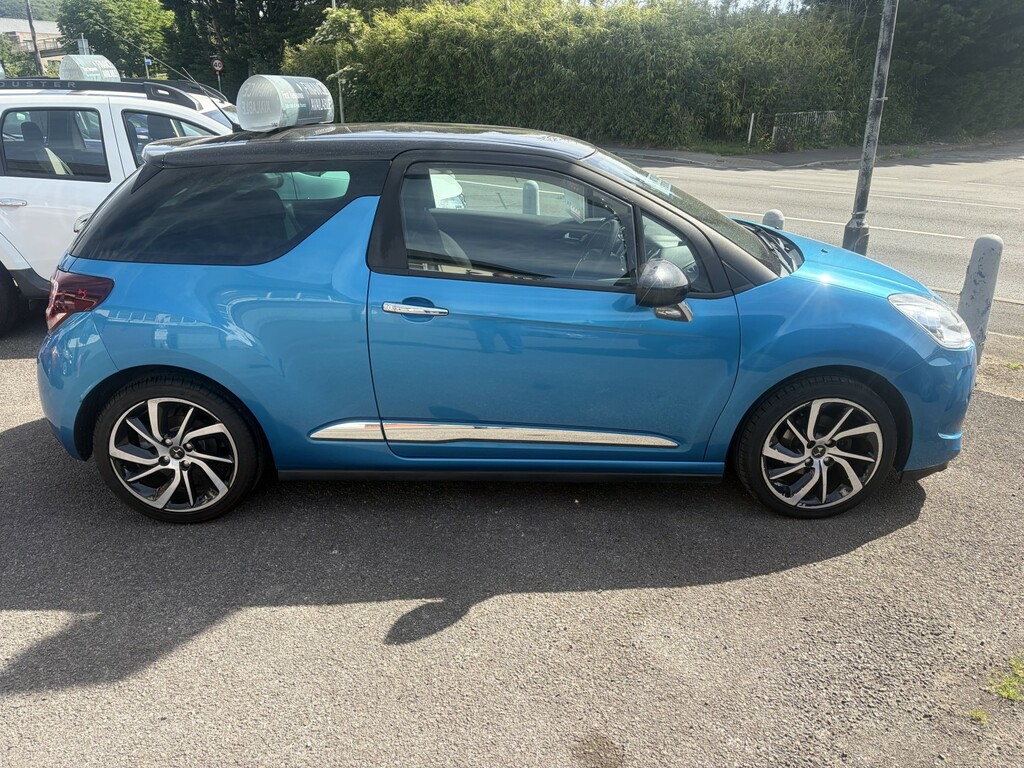 DS DS 3 Hatchback 1.2 Puretech Dstyle Nav 2015 DN65XXJ Blue #2
