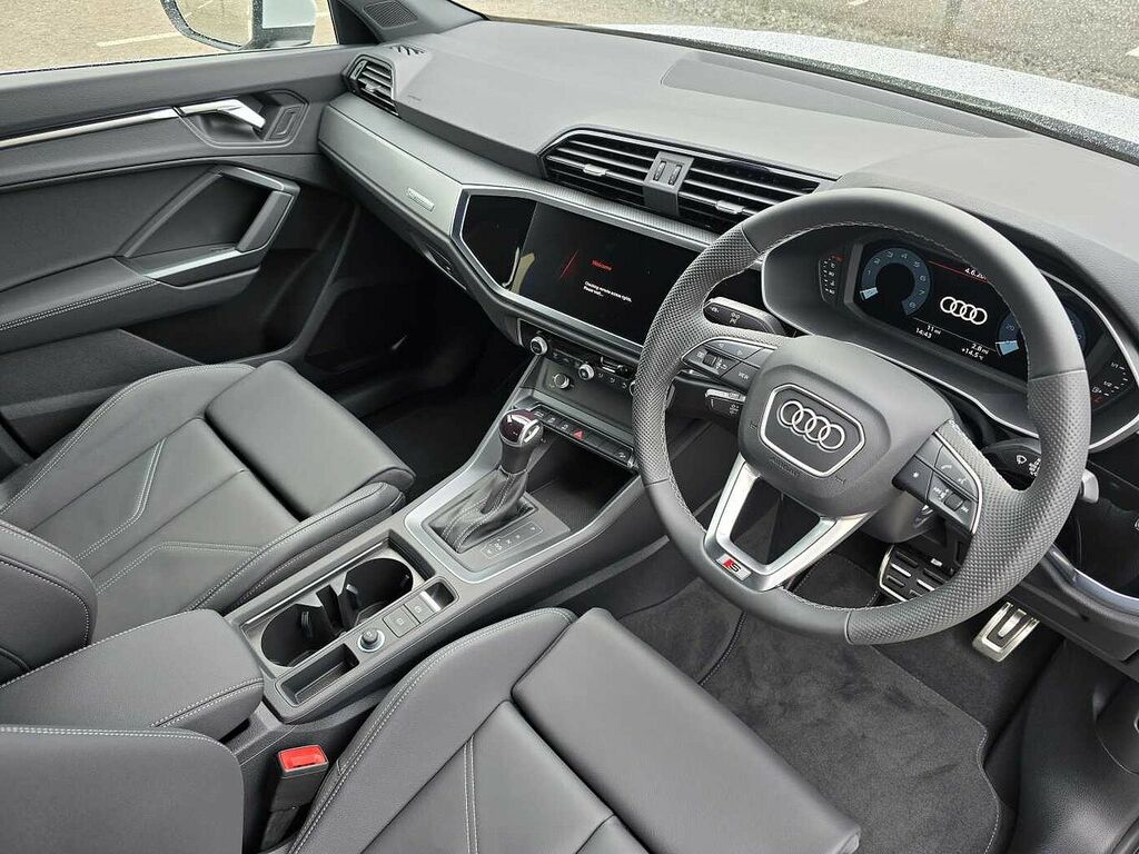 Audi Q3 S Line 35 Tfsi 150 Ps S Tronic - 2025 WG25ZHE White #6
