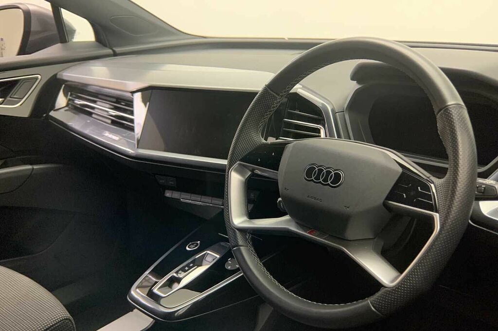 Audi Q4 E Tron Q4 S Line 50 E-tron Quattro 220,00 Kw - 2023 HG23EPN Grey #6