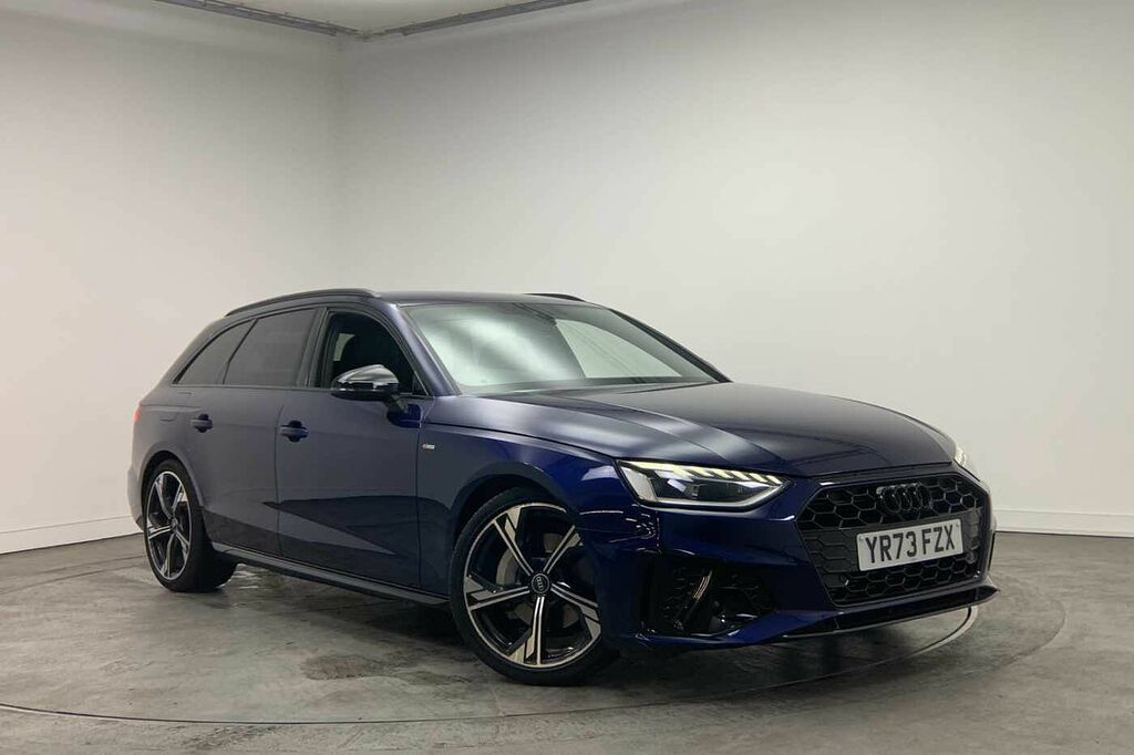 Audi A4 Avant Avant Black Edition 40 Tfsi 204 Ps S Tronic - 2023 Blue