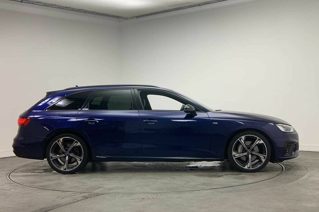 Audi A4 Avant Avant Black Edition 40 Tfsi 204 Ps S Tronic - 2023 YR73FZX Blue #4