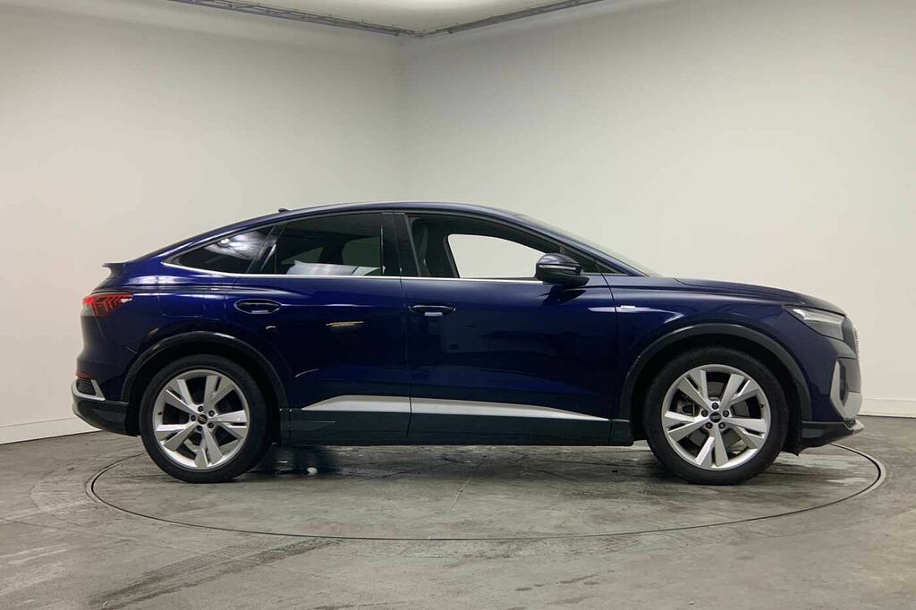 Audi Q4 E Tron Q4 Sportback S Line 40 E-tron 150,00 Kw - 2023 NJ23HHM Blue #4