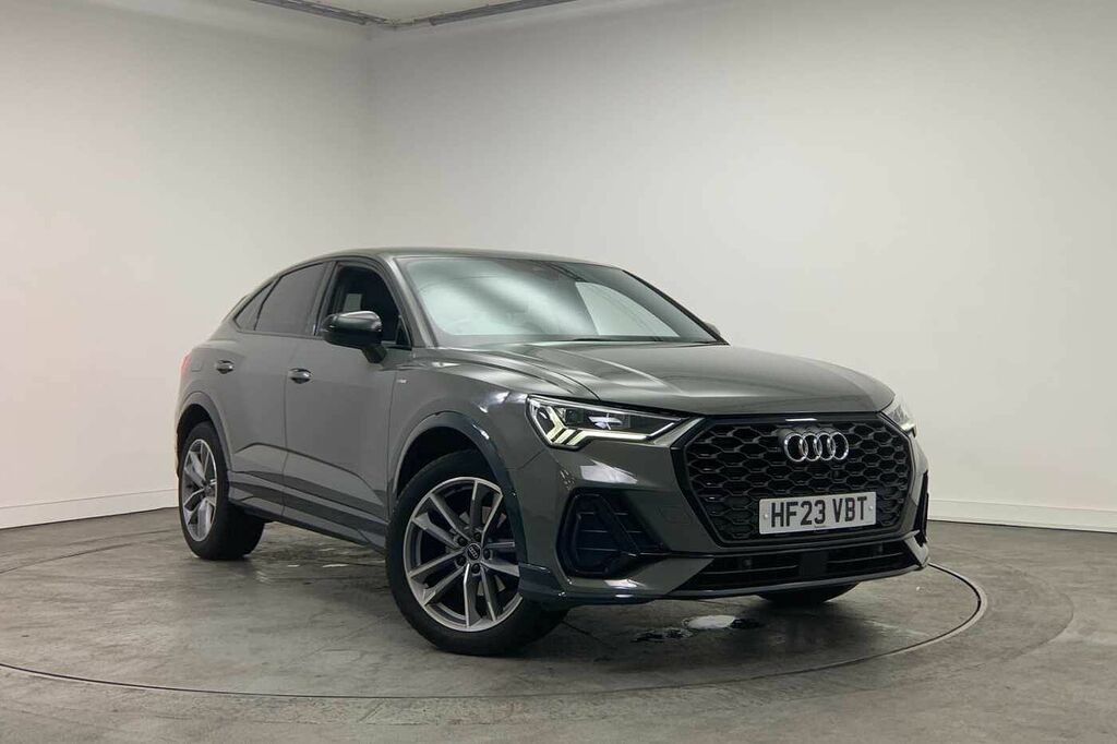 Audi Q3 Black Edition 35 Tfsi 150 Ps 6-Speed - 2023 Grey