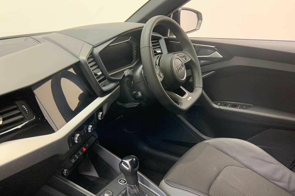 Audi A1 Black Edition 35 Tfsi 150 Ps S Tronic - 2025 HG74FOT Silver #2