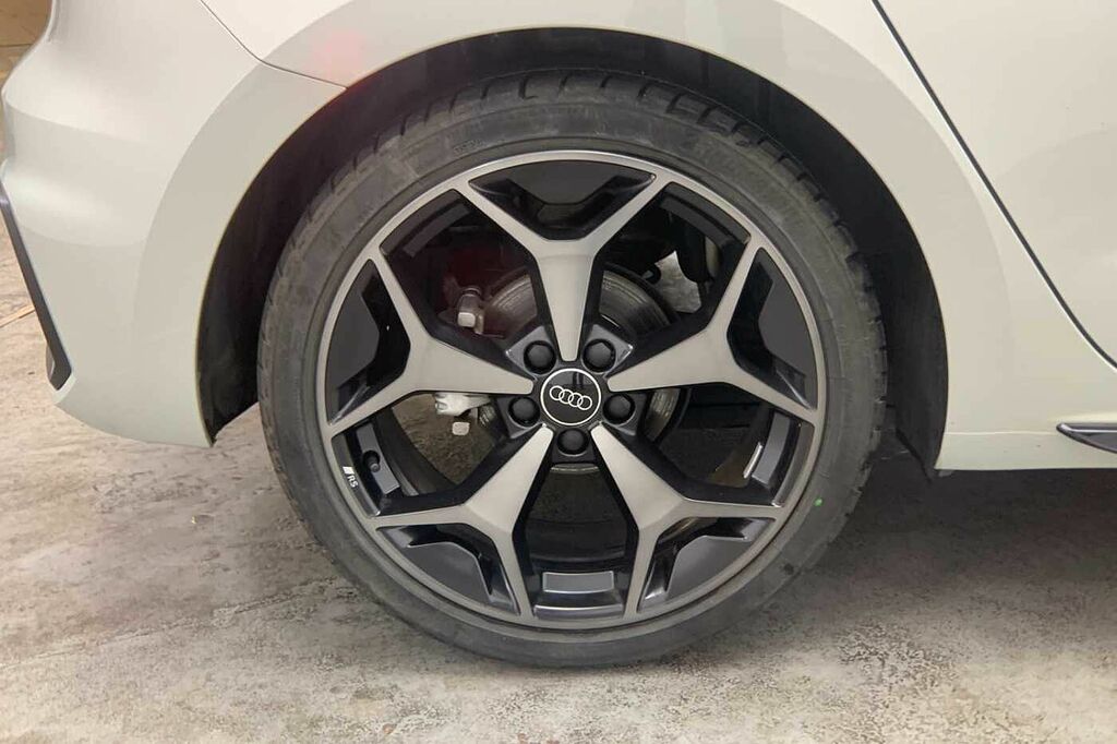 Audi A1 Black Edition 35 Tfsi 150 Ps S Tronic - 2025 HG74FOT Silver #5