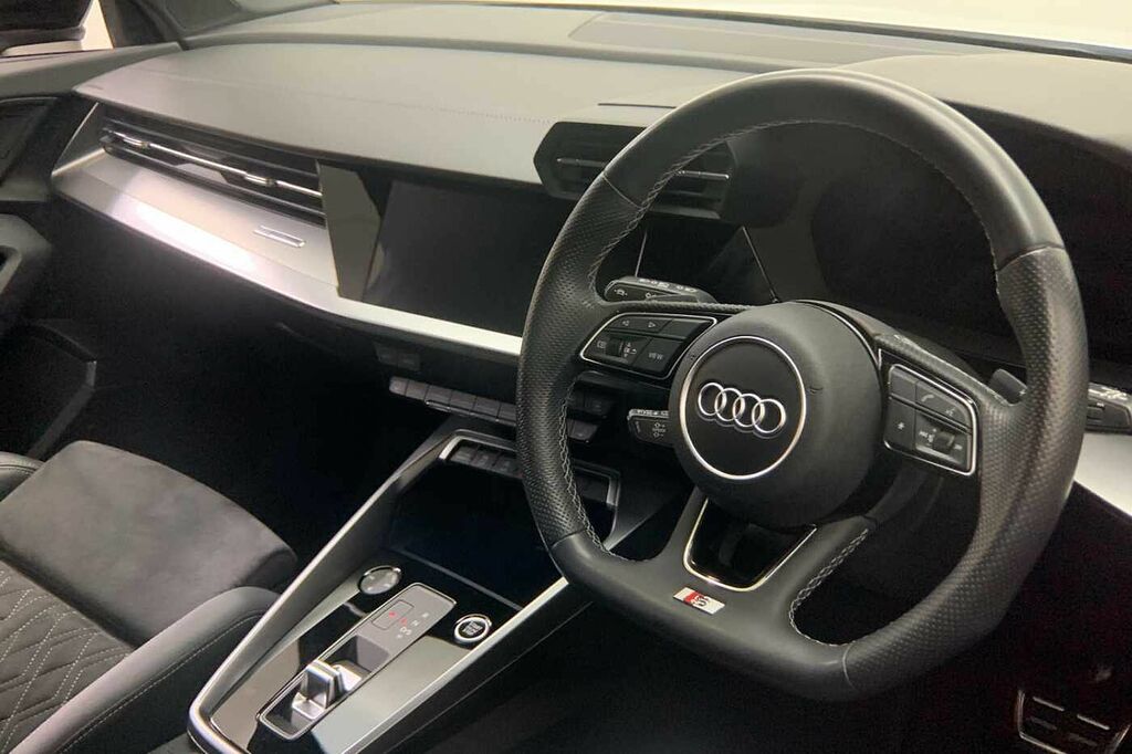 Audi A3 Edition 1 35 Tfsi 150 Ps S Tronic - 2023 HG23YUV White #6