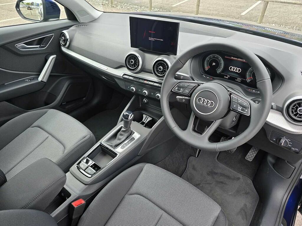 Audi Q2 Sport 35 Tfsi 150 Ps S Tronic - 2026 WG26KVO Blue #6